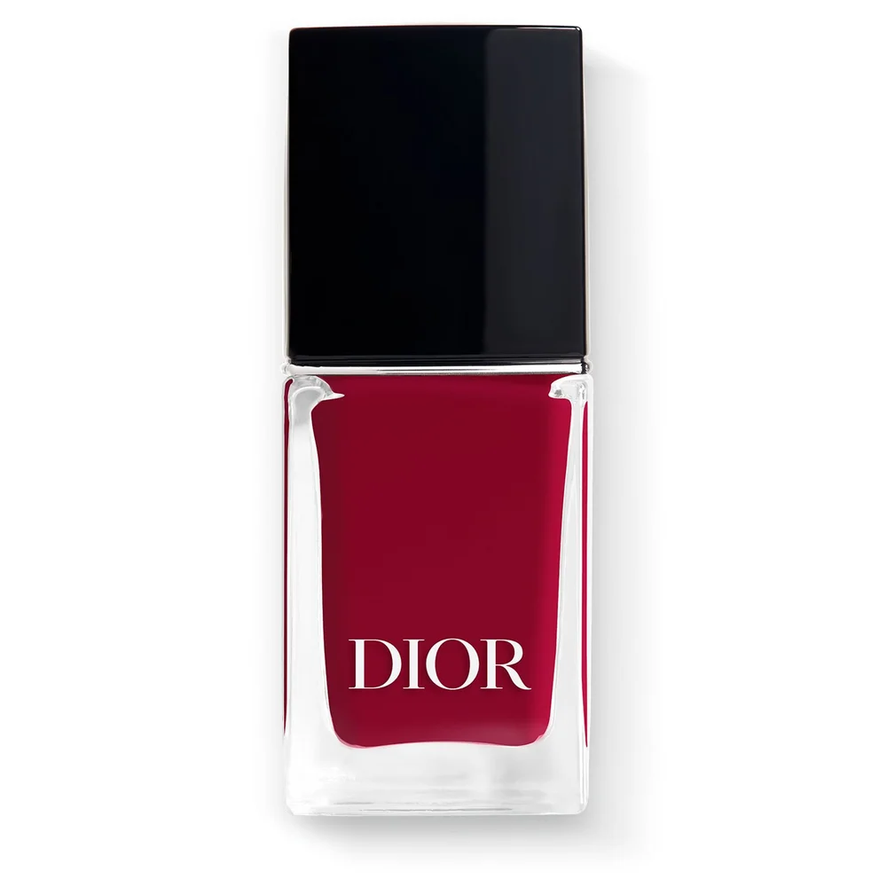 Vernis Nail Polish With Gel Effect And Couture Color 853 Rouge Trafalgar – DIOR v:9582163 Vernis Nail Polish With Gel Effect And Couture Color 853 Rouge Trafalgar – DIOR v:9582163