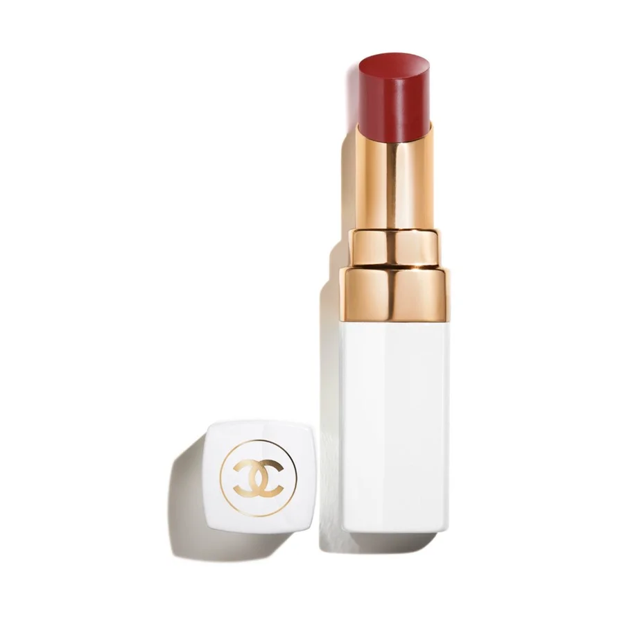 A HYDRATING TINTED LIP BALM THAT OFFERS BUILDABLE COLOUR FOR BETTER-LOOKING LIPS, DAY AFTER DAY 924 Fall For Me – CHANEL v:4489001 A HYDRATING TINTED LIP BALM THAT OFFERS BUILDABLE COLOUR FOR BETTER-LOOKING LIPS, DAY AFTER DAY 924 Fall For Me – CHANEL v:4489001
